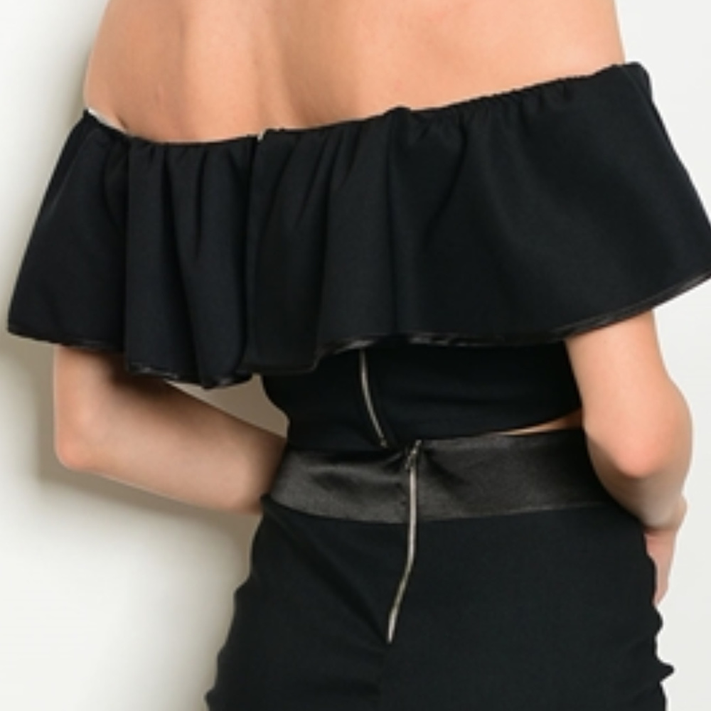 BLACK RUFFLE TOP & SKIRT SET @LAST TWO - Picture 6 of 6